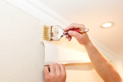 Pose de papier peint à Tart — revêtements muraux et toiles de verre